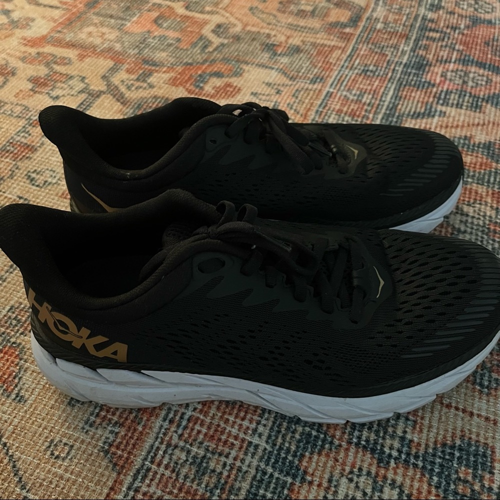 HOKA Sneakers